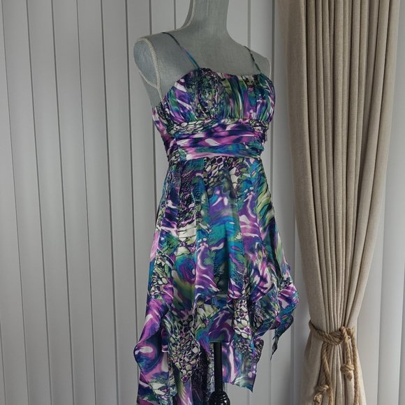 Stepping Out Dress. - Picture 8 of 11